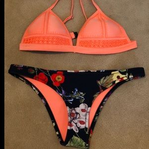 Triangle Bikini in small ++ Brand New Never worn